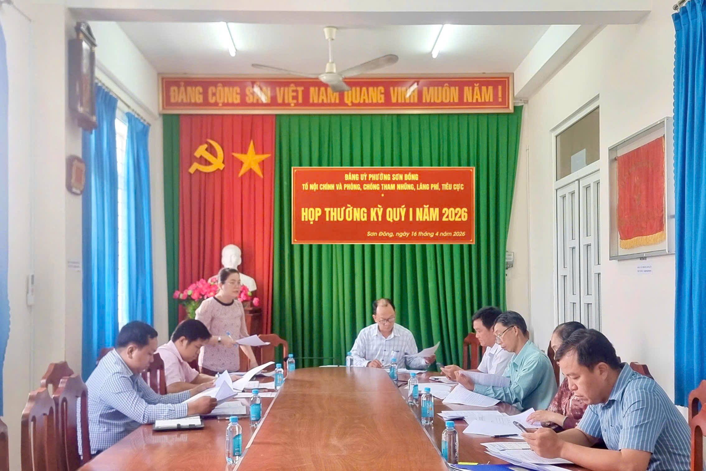 Phường Sơn Đông tổ chức họp thường kỳ Tổ Nội chính và công tác phòng, chống tham nhũng, lãng phí, tiêu cực quý I năm 2026.
