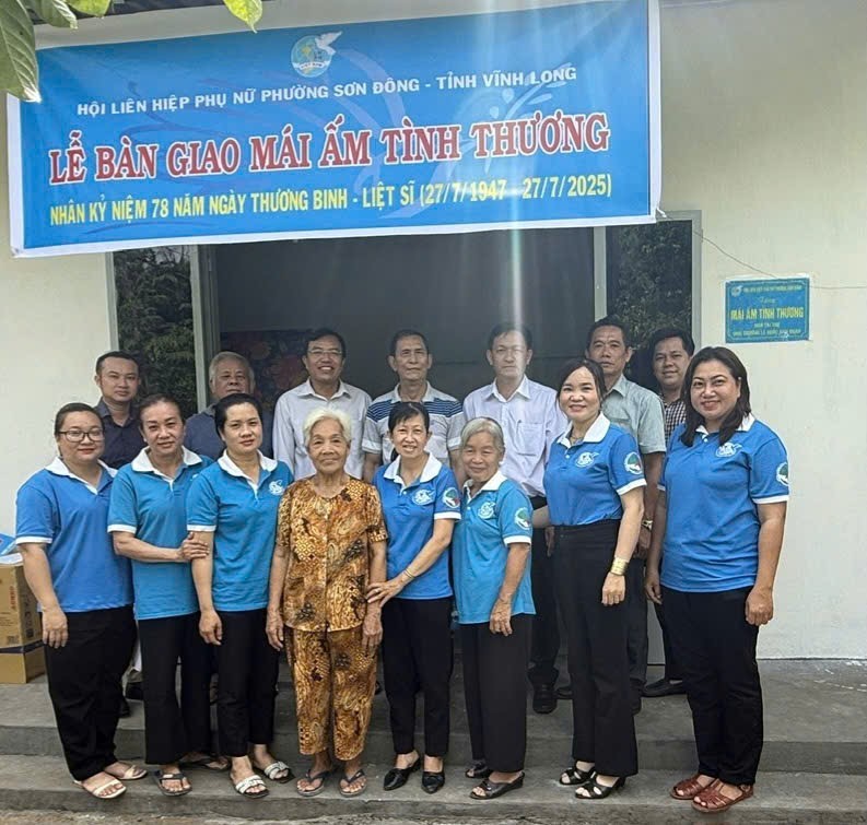 Hội Phụ nữ Phường Sơn Đông tổ chức bàn giao “Mái ấm tình thương” cho hộ gia đình chính sách có hoàn cảnh khó khăn